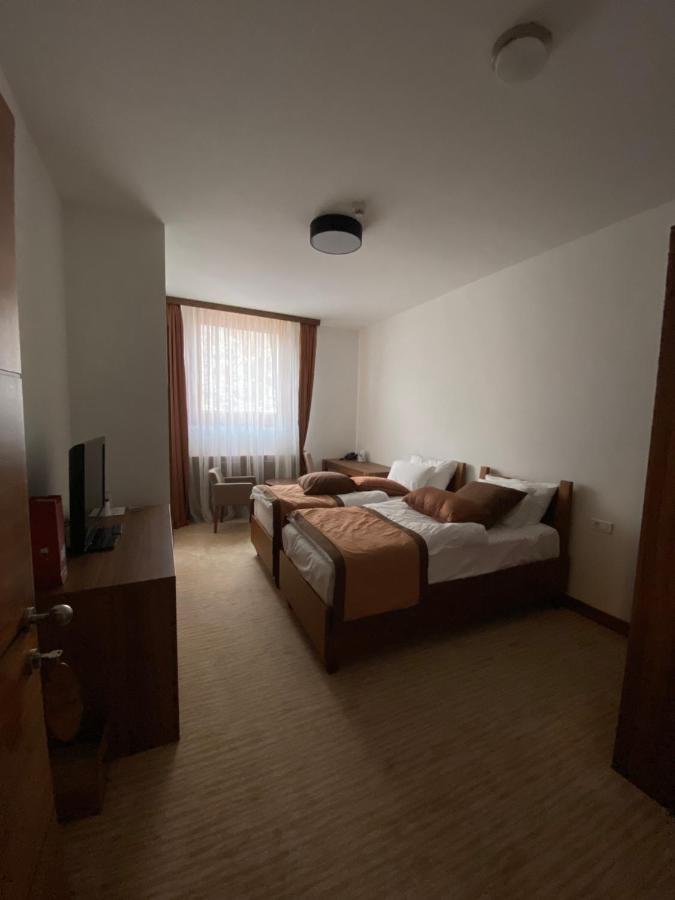 Apartments B&P ยาโฮรินา ภายนอก รูปภาพ