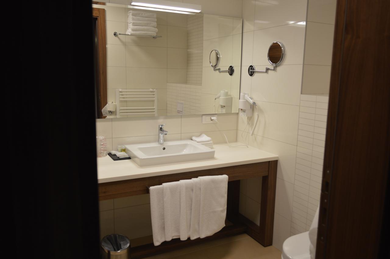 Apartments B&P ยาโฮรินา ภายนอก รูปภาพ