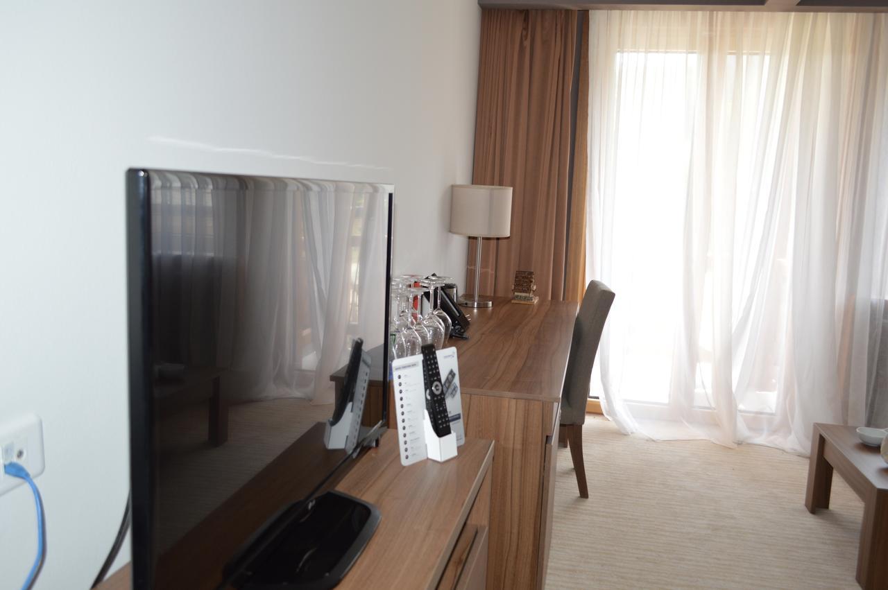 Apartments B&P ยาโฮรินา ภายนอก รูปภาพ