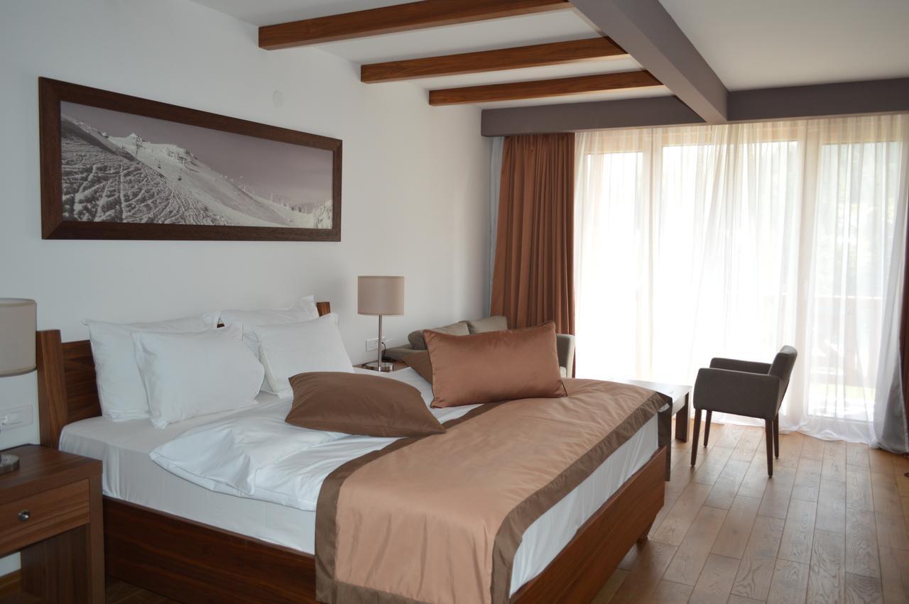 Apartments B&P ยาโฮรินา ภายนอก รูปภาพ