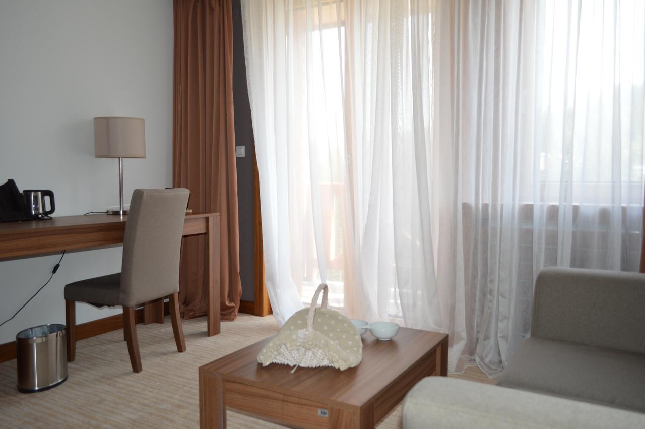 Apartments B&P ยาโฮรินา ภายนอก รูปภาพ